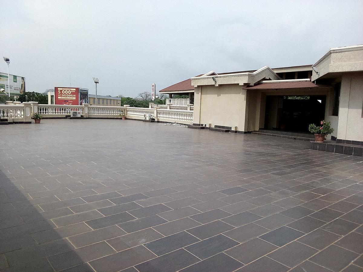 Hotel Saint Thomas Lomé Dış mekan fotoğraf