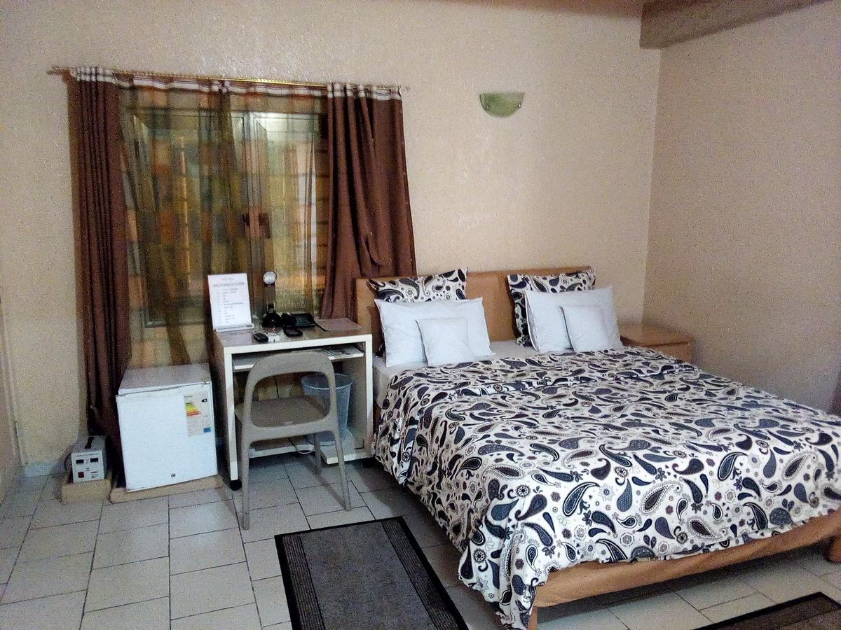 Hotel Saint Thomas Lomé Dış mekan fotoğraf