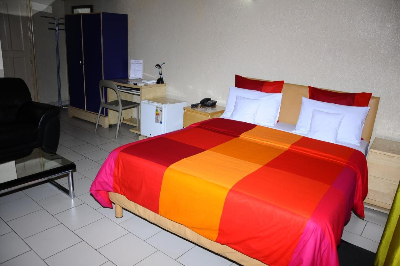 Hotel Saint Thomas Lomé Dış mekan fotoğraf